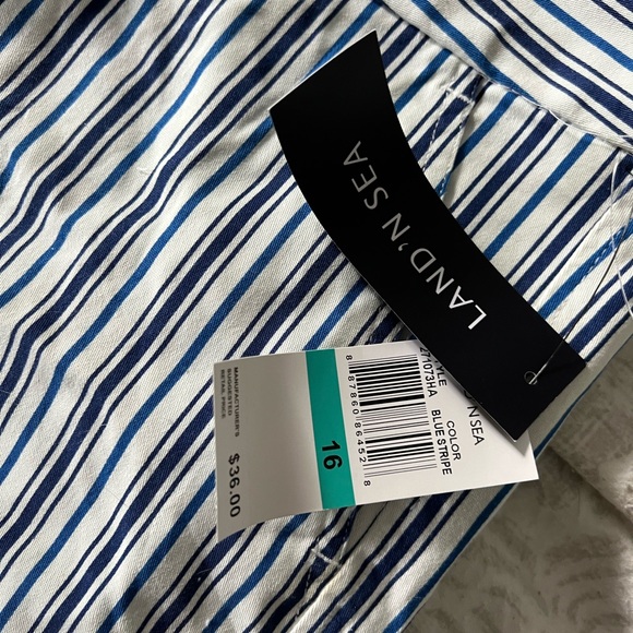 Stripped shorts - Picture 2 of 2